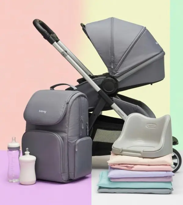 Best Travel Gear for Moms on the Go: 10 Must-Haves That Make Life Easier